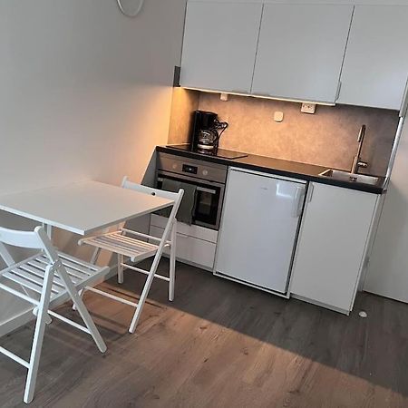 Laegenhet Med Egen Ingang. Apartment Sundsvall Luaran gambar