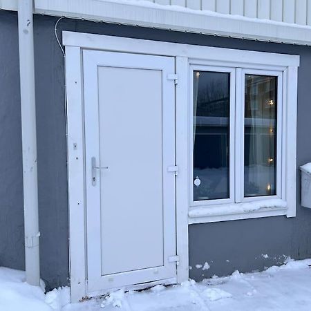 Laegenhet Med Egen Ingang. Apartment Sundsvall Luaran gambar